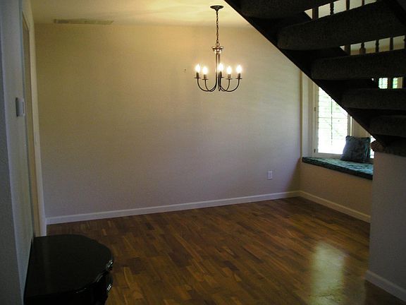 5th image of 1022 Kiser Dr