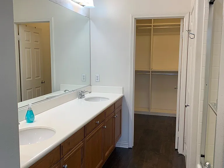 35 Walter Way — Photo 6