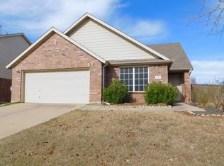 2821 Arabian Ave, Denton, TX 76210