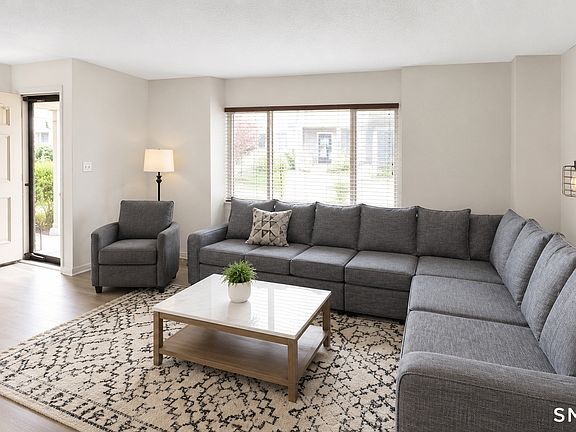 5th image of 30 Orangewood West #30