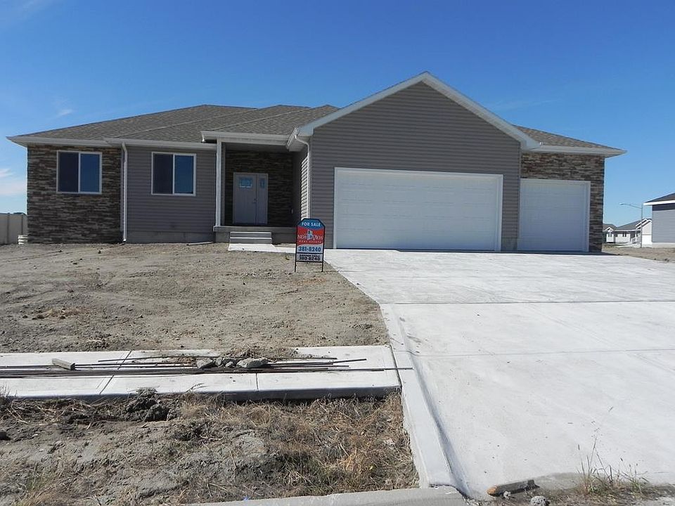 1st image of 2112 Ebony Ln