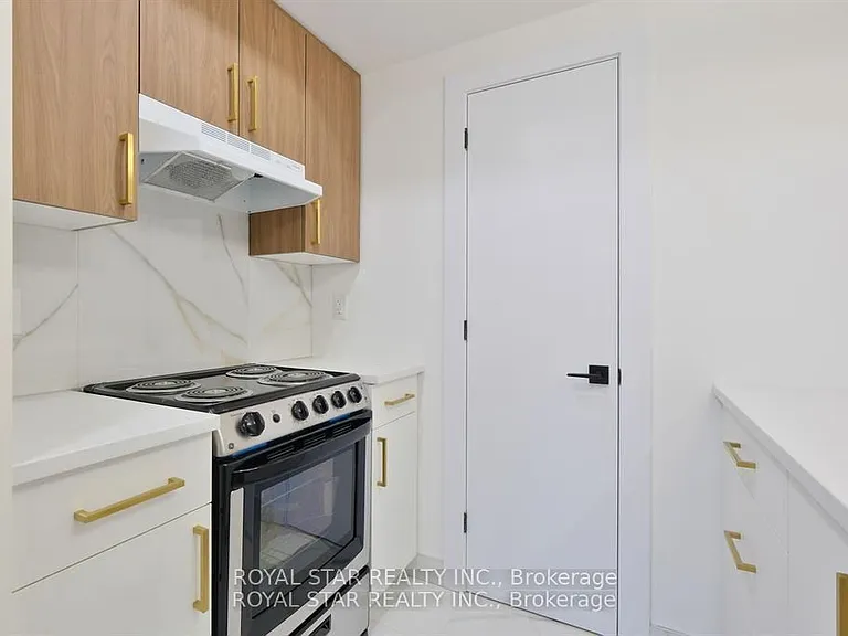 253 Duncairn Ave #B — Photo 8