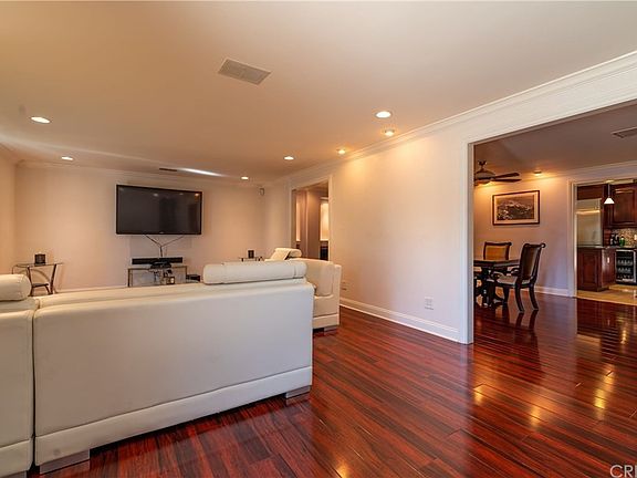 5th image of 8508 Moorcroft Ave