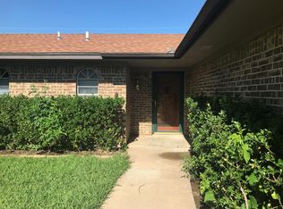 1605 SE Jarman Ave, Lawton, OK 73501
