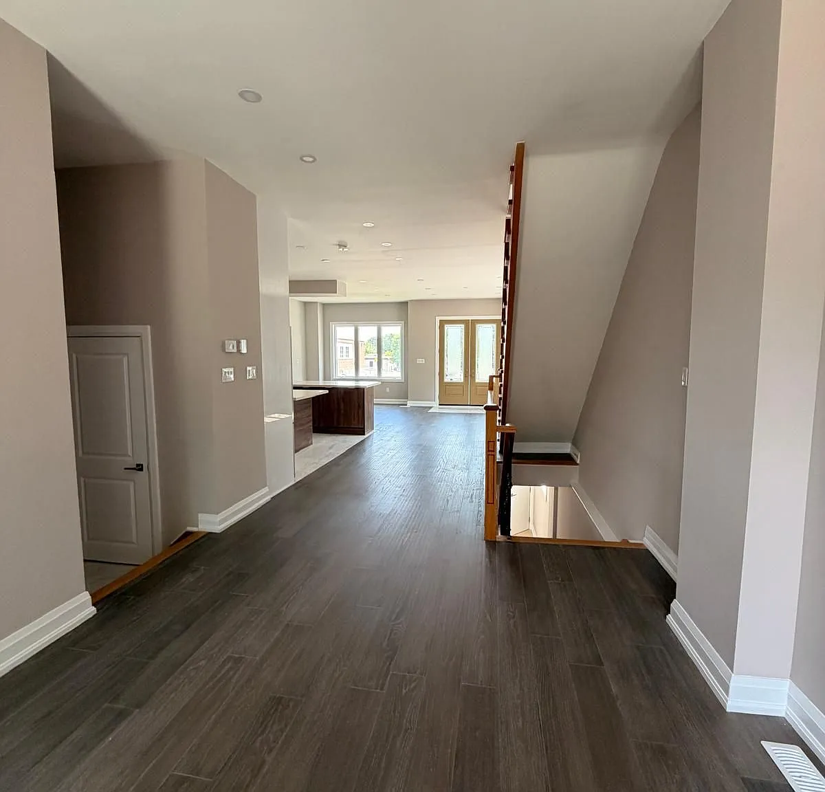 5 bed, $4,995 — Photo 3