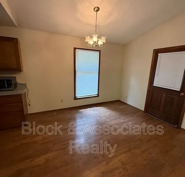 3077 State Highway 49 S — Photo 4