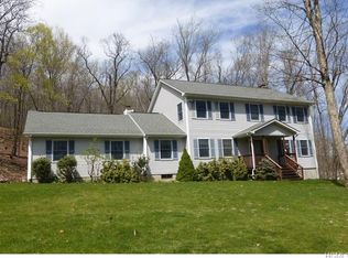 88 Rebecca Ln, Carmel, NY 10512