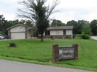 19287 Greenwood Ridge Rd, Lebanon, MO 65536