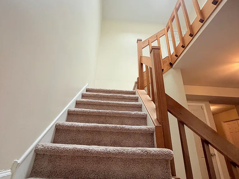 15 Treaty Dr — Photo 8