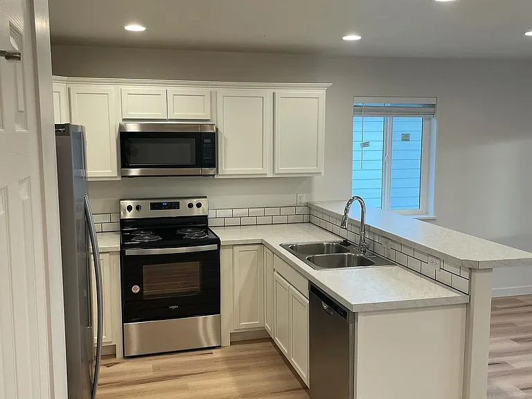 748 Schodde Ave #742 — Photo 4