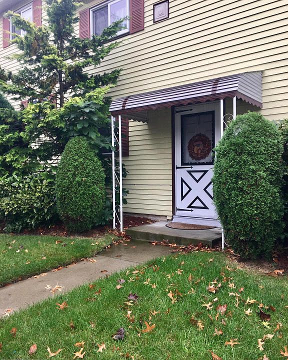 1st image of 300 Hillman Ave