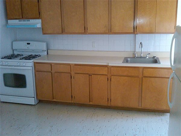 1st image of 4862 Broadway