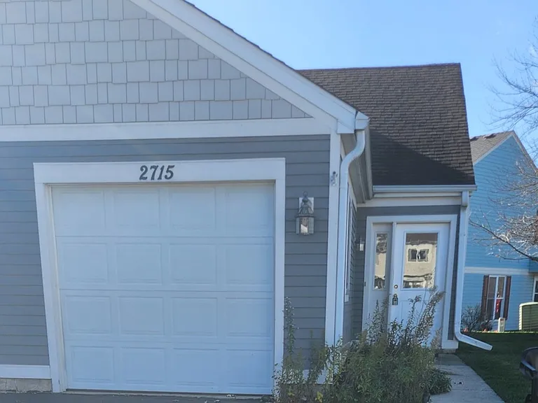 2715 Wilshire Ct #2715 — Photo 2