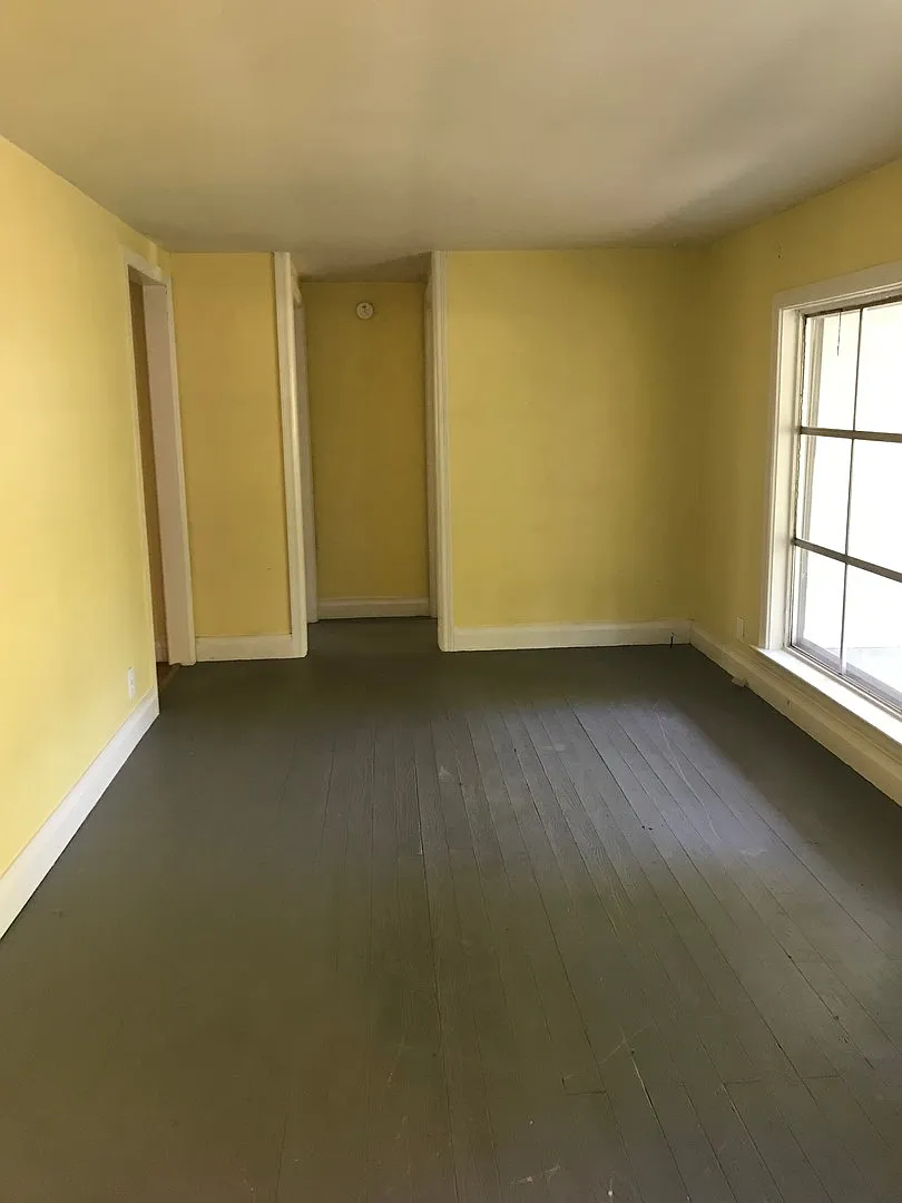 3 Bedroom Home For Rent Near Wilma Rudolph Blvd. — Photo 4