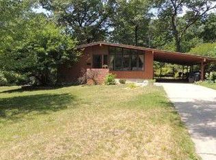 4309 Fairlane Dr NE, Cedar Rapids, IA 52402
