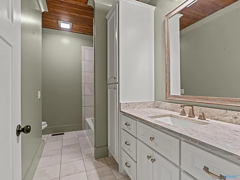 180 Greystone Pass — Photo 25