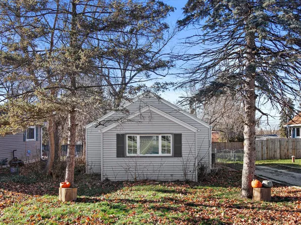 4205 Locust STREET, Delavan, WI 53115