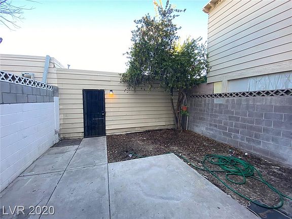 3rd image of 5008 Larkspur St