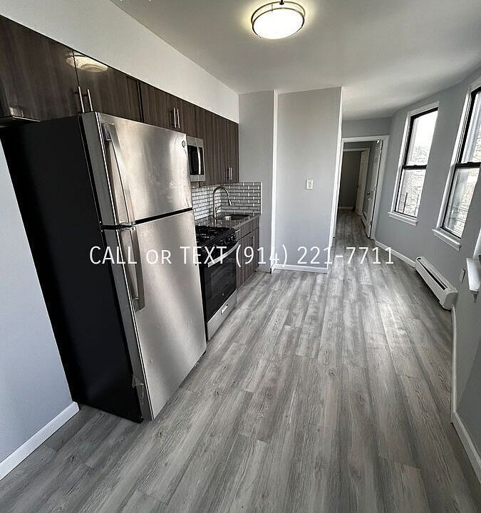 1st image of 58 Chestnut St