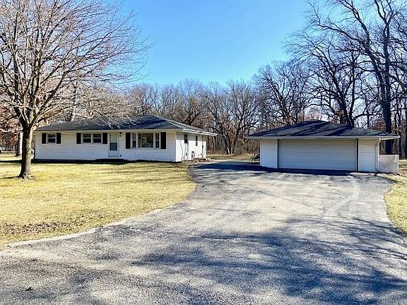 2nd image of 1019 W Sunny Ln