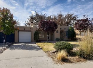1712 San Patricio Ave SW, Albuquerque, NM 87104