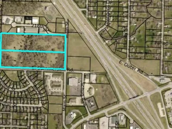 N Main & Summerskill Rd, Peculiar, MO 64078