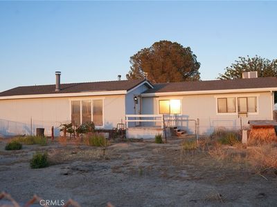 818 60th St W, Rosamond, CA, 93560