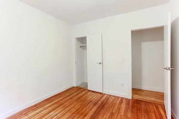 Rented by Dynamik Realty | media 29