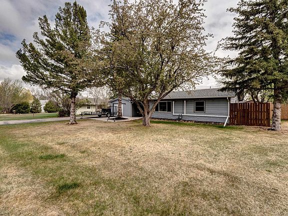 5th image of 3785 Dawn Ln