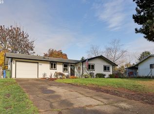 18187 Seaman St, Sandy, OR 97055