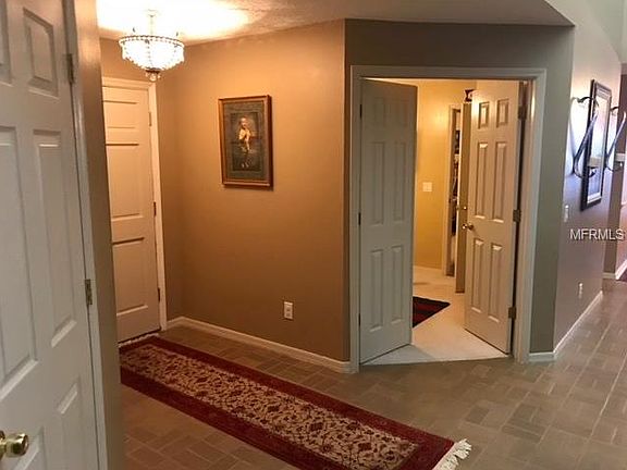 2nd image of 3206 Hawthorne Ct