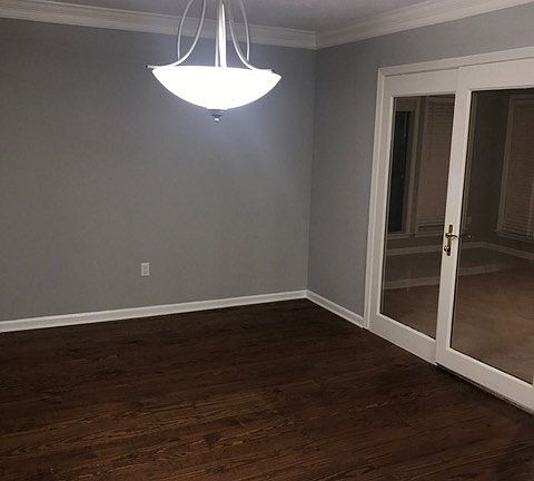 5th image of 613 Bradford Dr