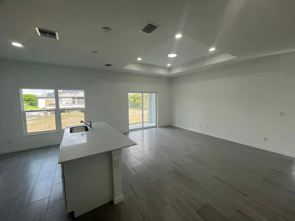 Building Photo - 3505 67th St W
