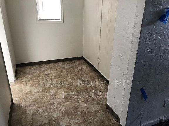 5th image of 660 Wilson Ave APT B