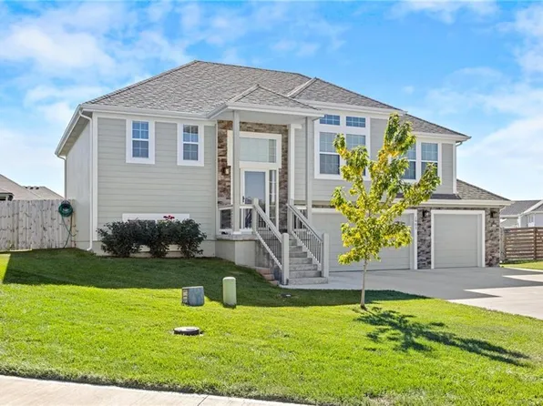 1903 N 162nd Ter, Basehor, KS 66007