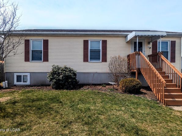 13 1/2 3rd St, McAdoo, PA 18237