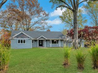 17 Halstead Rd, Mendham, NJ 07945