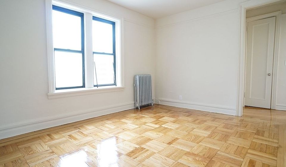 1st image of 2419 Davidson Ave APT 2B