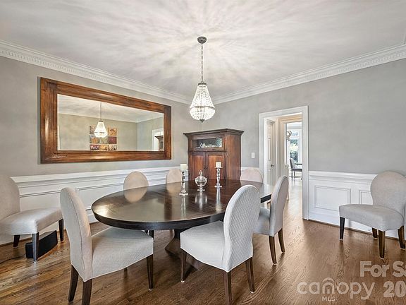 5th image of 9618 Verdun Dr