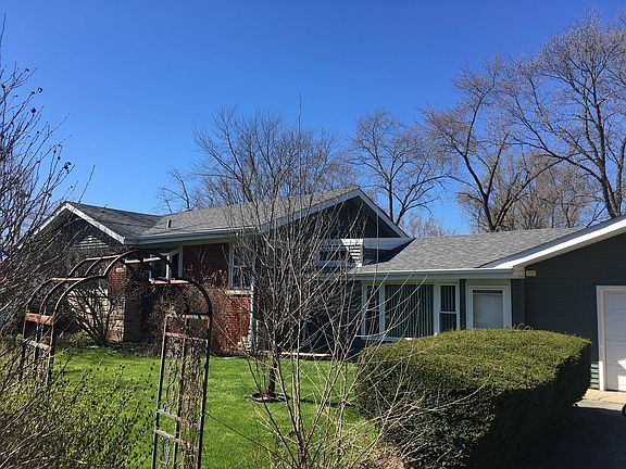 2nd image of 631 E Glenwood Lansing Rd