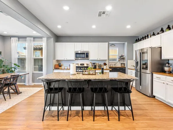 1125 Arizona Court, Dixon, CA 95620