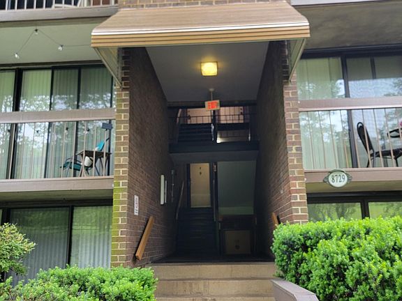 2nd image of 8729 Hayshed Ln Unit 32