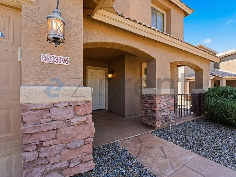 23196 S 216th St — Photo 4