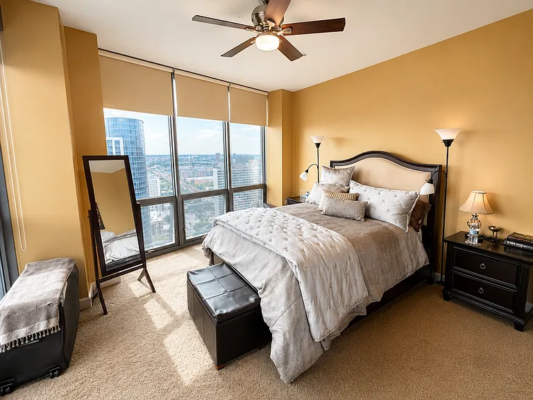1235 S Prairie Ave #3305 — Photo 9
