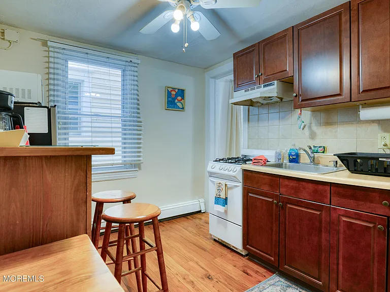 19 Webb Ave #1E — Photo 12
