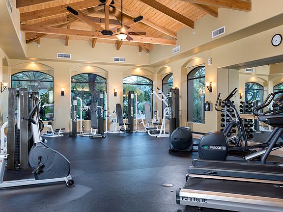 5751 N Kolb Grounds and amenities-4634-Edit_09282017