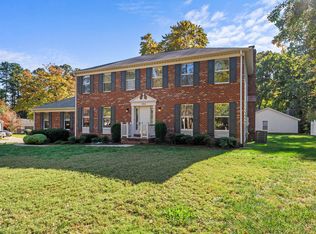 1904 Summerlyn Ct, Raleigh, NC 27609