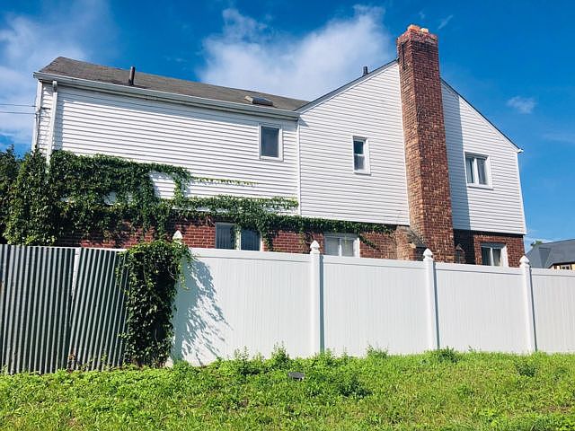 2nd image of 7562 186th St