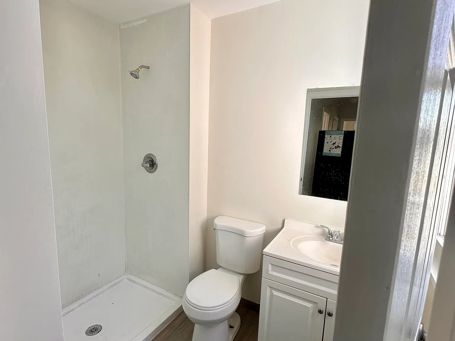1 bed, $1,325 — Photo 4