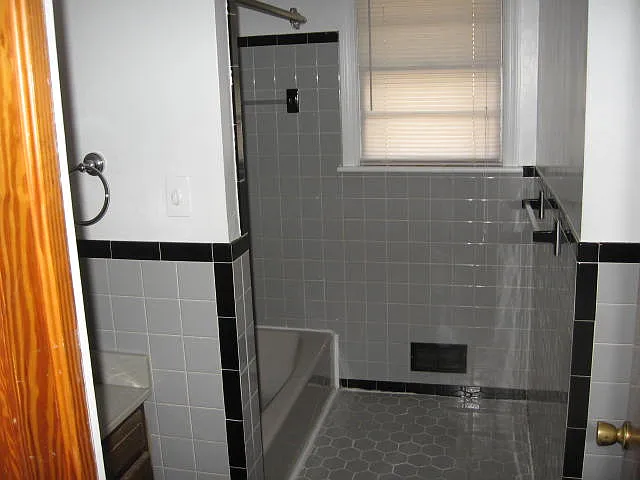 Hall full bath.